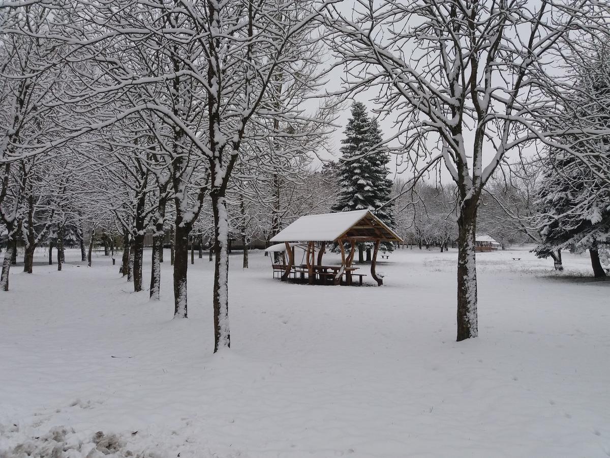 Turisticheko-Ozdorovitelnyi Complex Pyshki Grodno Luaran gambar